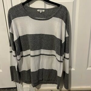 Women’s rag posts size medium gray and white striped super comfy sweater